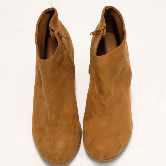Old Navy Ankle Boots Brown Faux Suede Booties inside zipper - Picture 4 of 8